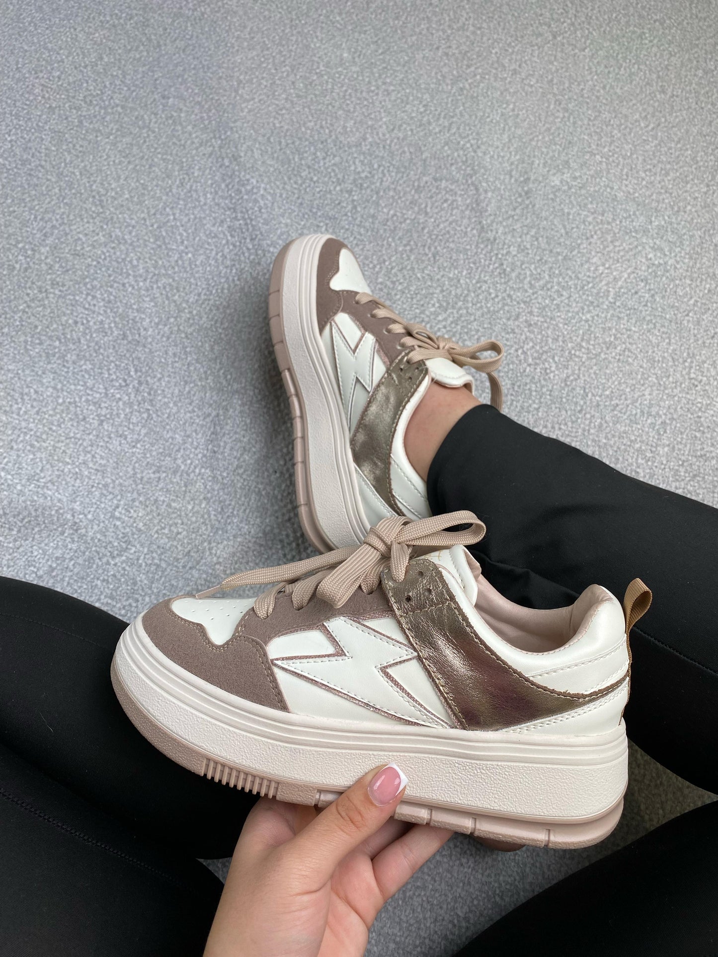 RAYO TENIS MUJER
