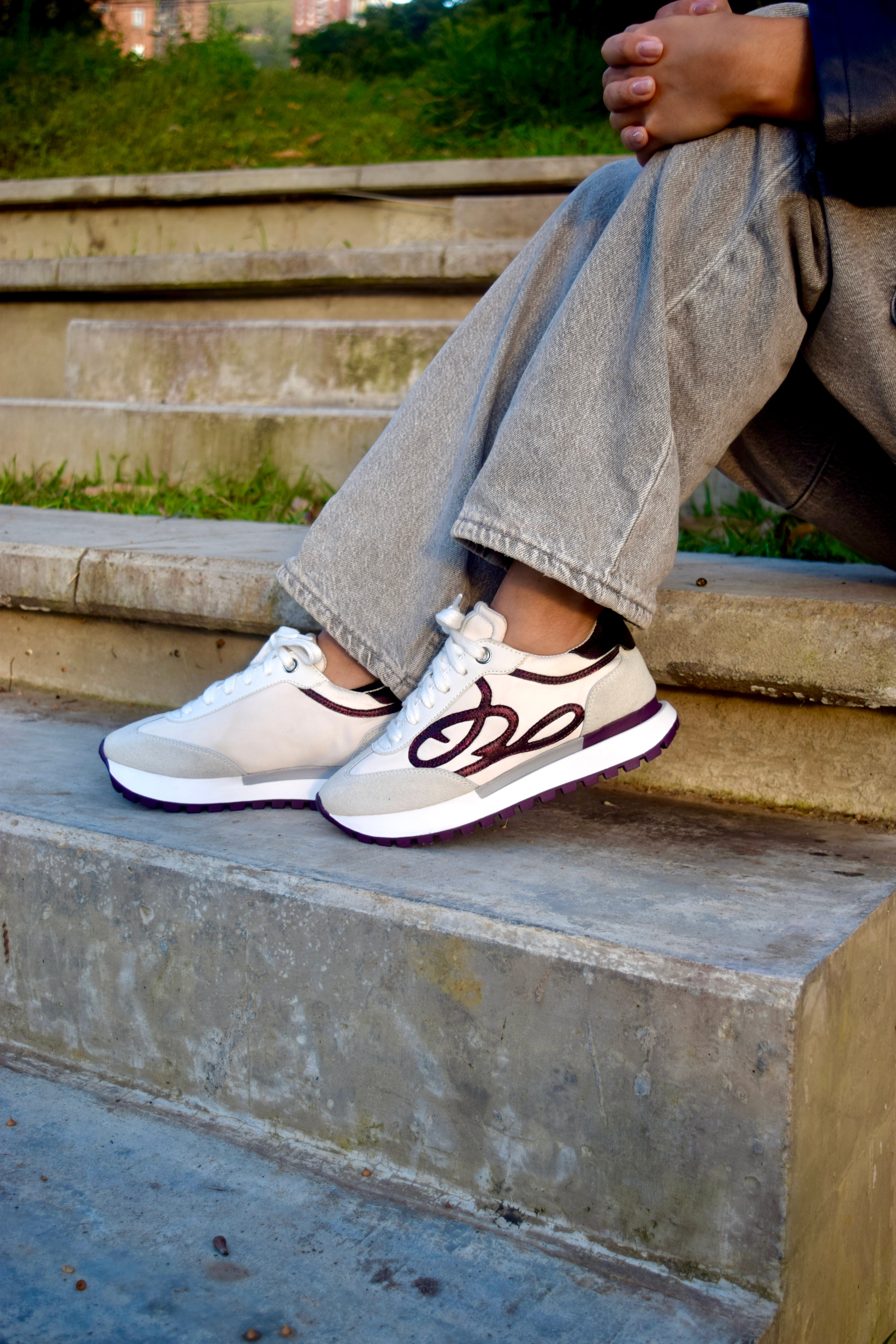 GALAXY CREMA / VINOTINTO TENIS MUJER