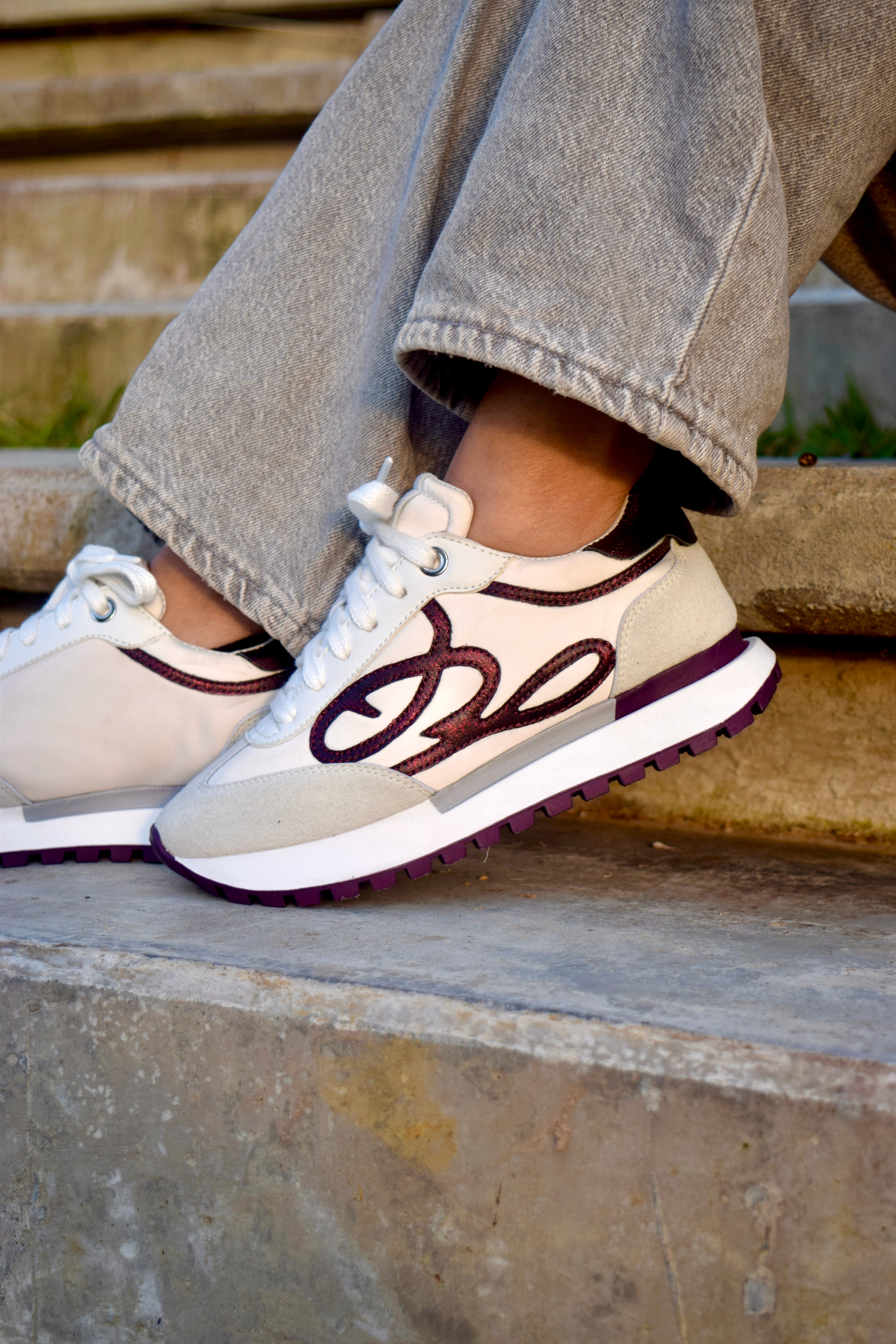 GALAXY CREMA / VINOTINTO TENIS MUJER