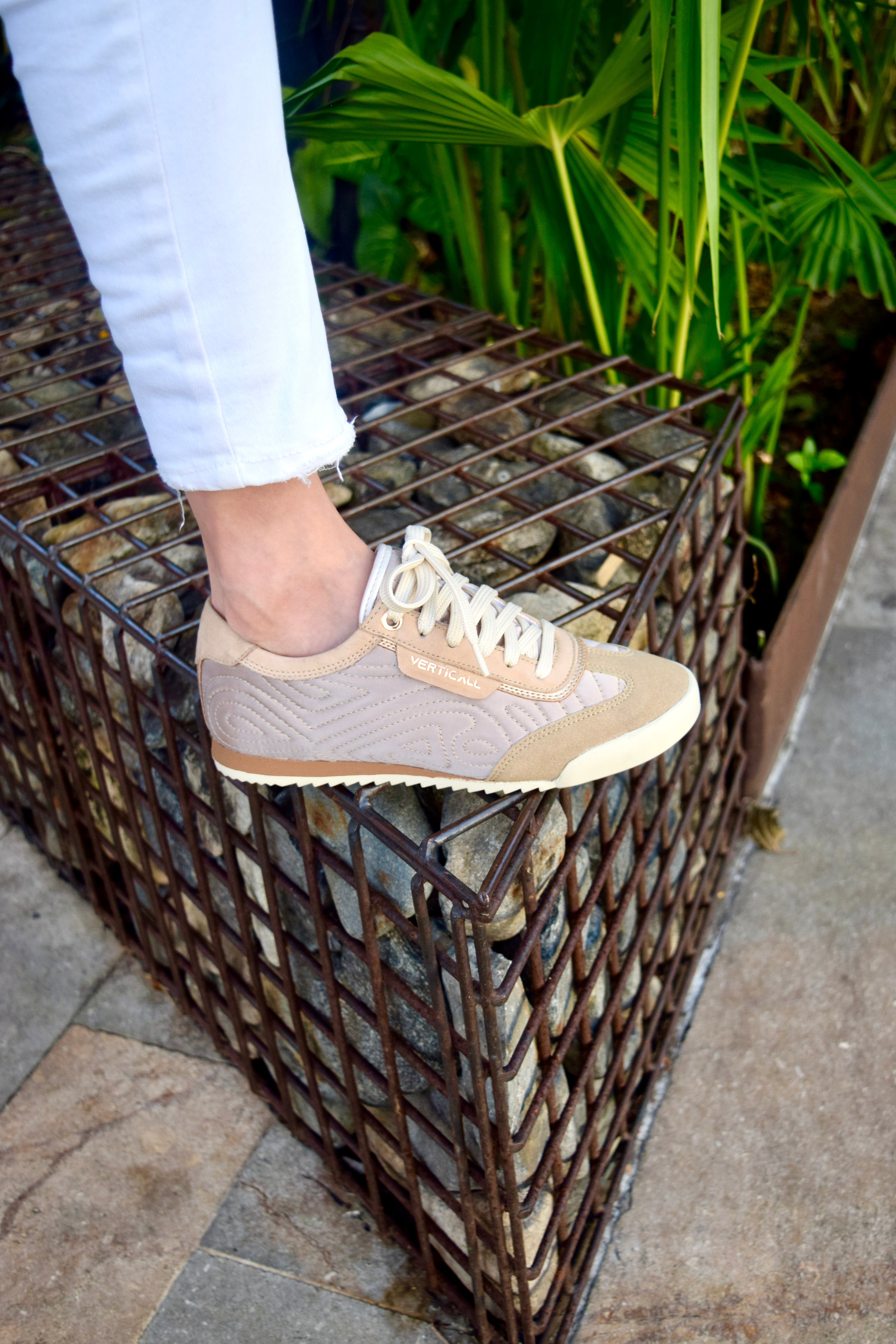 ROMA BEIGE TENIS MUJER