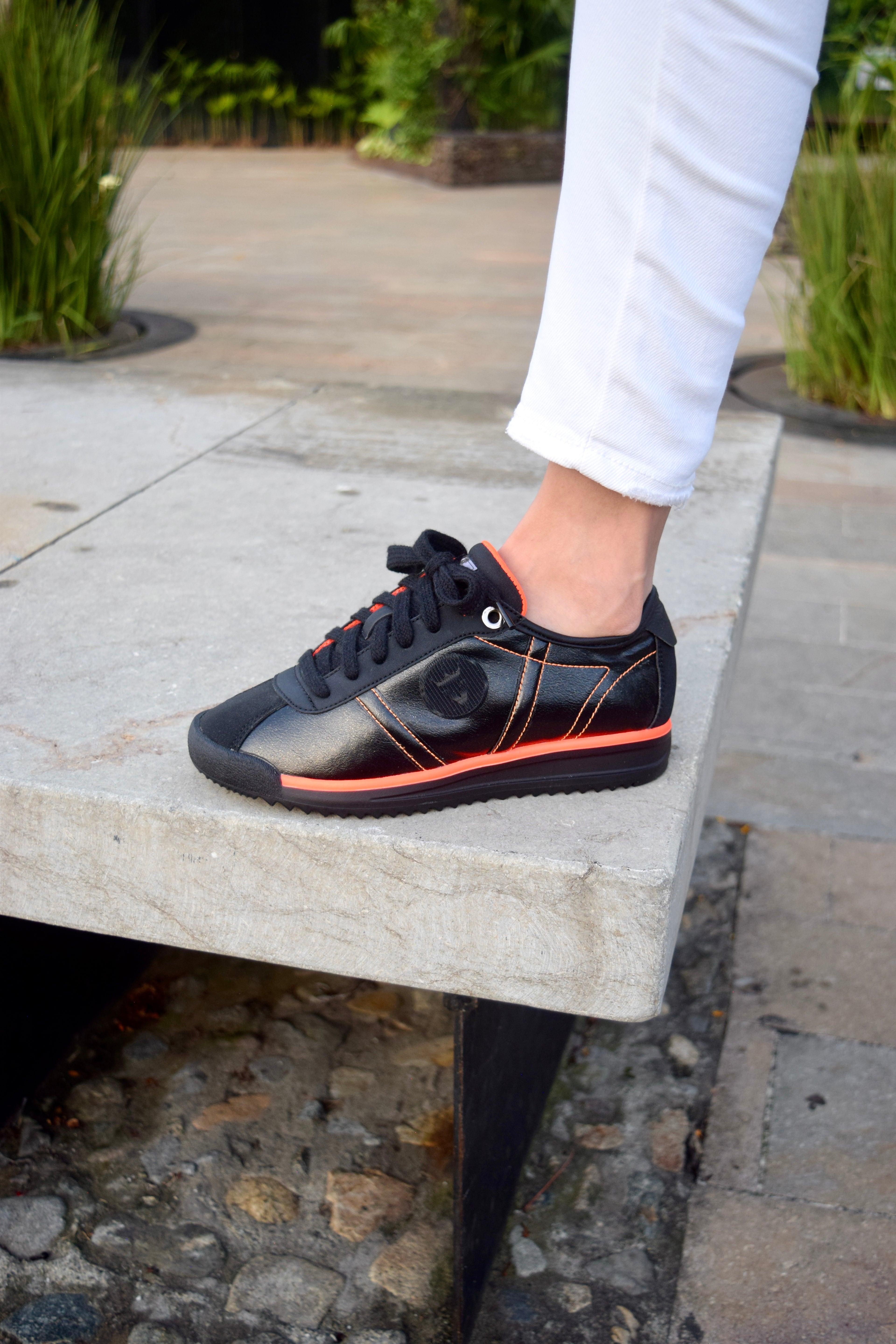 AFRODITA NEGRO / NARANJA TENIS MUJER