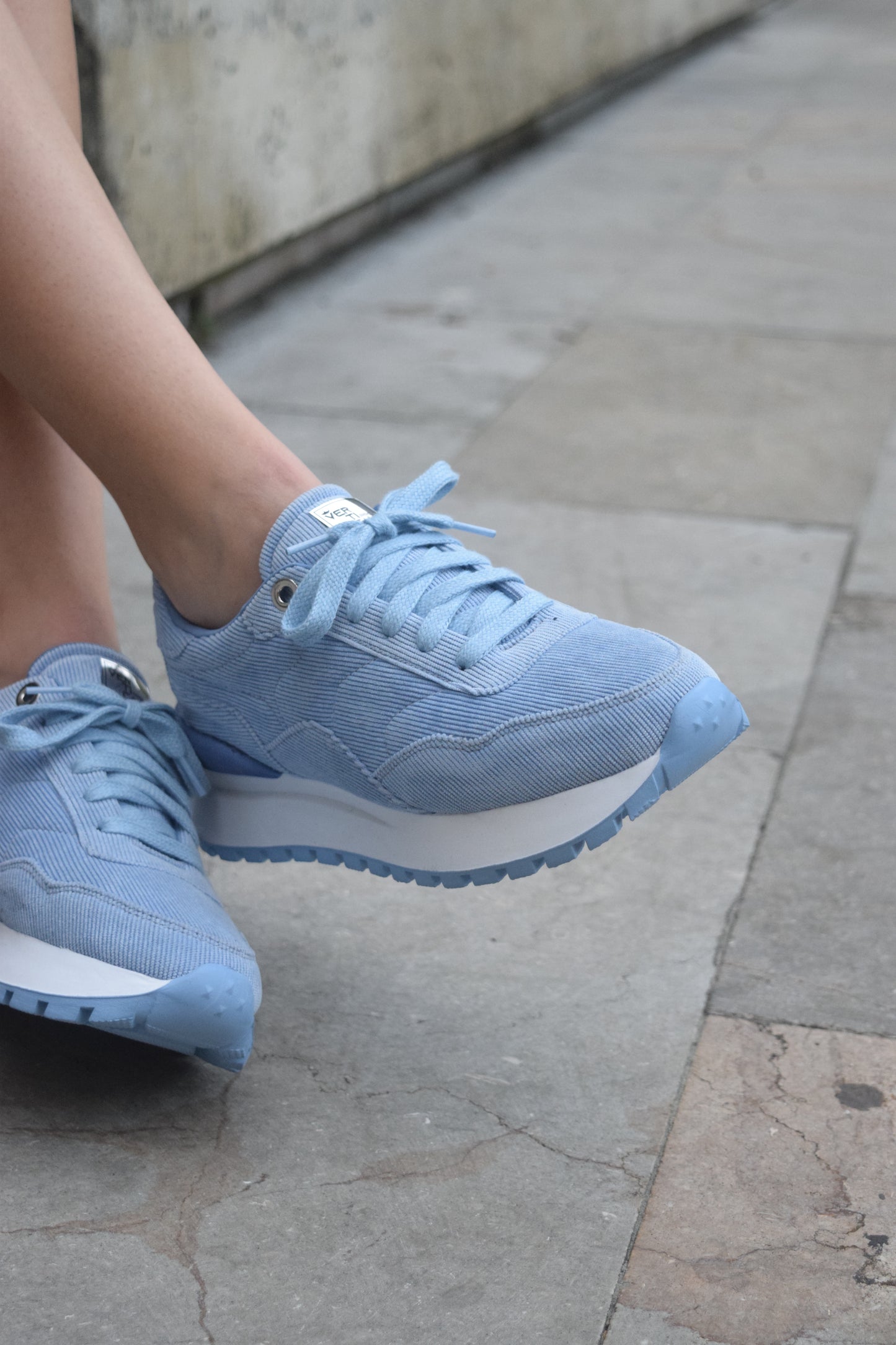 BOOM CORDOROY BABY BLUE