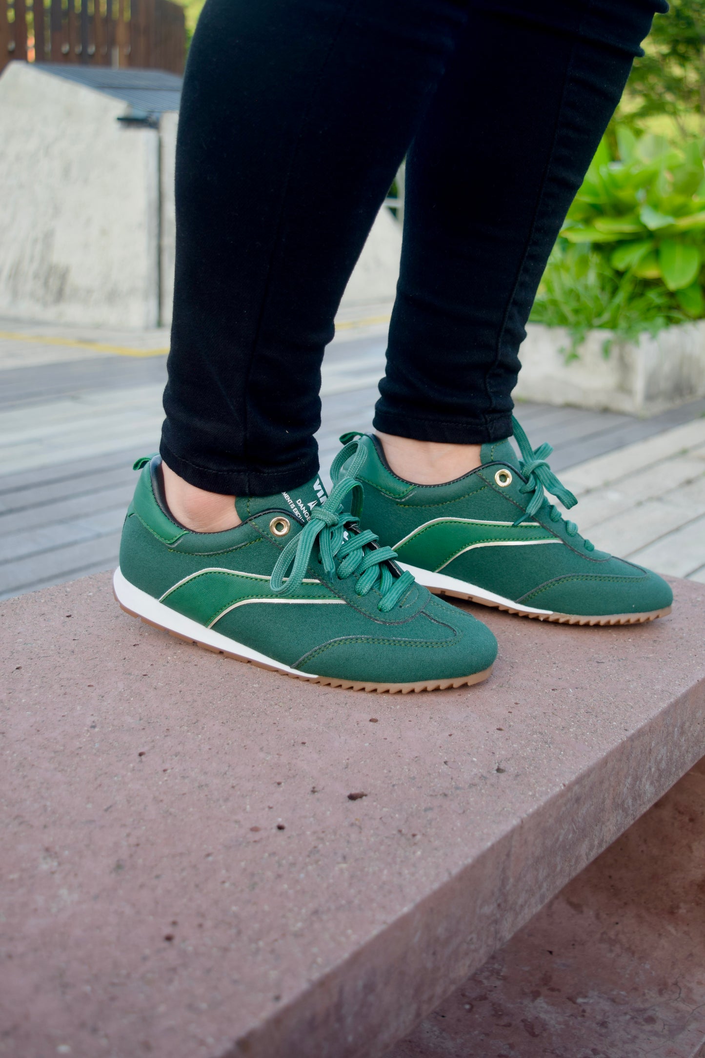 TRAINER VERDE TENIS MUJER