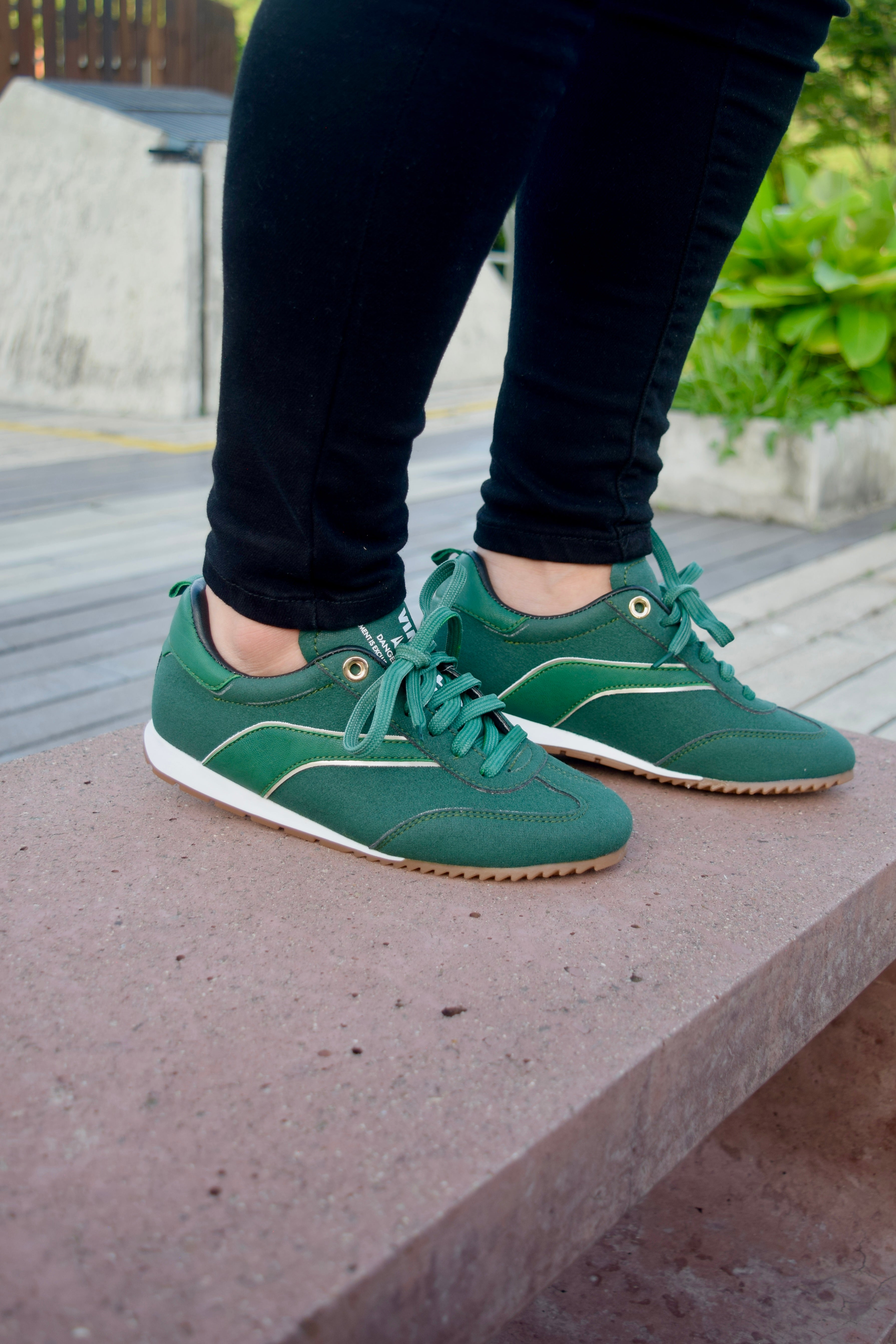 TRAINER VERDE TENIS MUJER