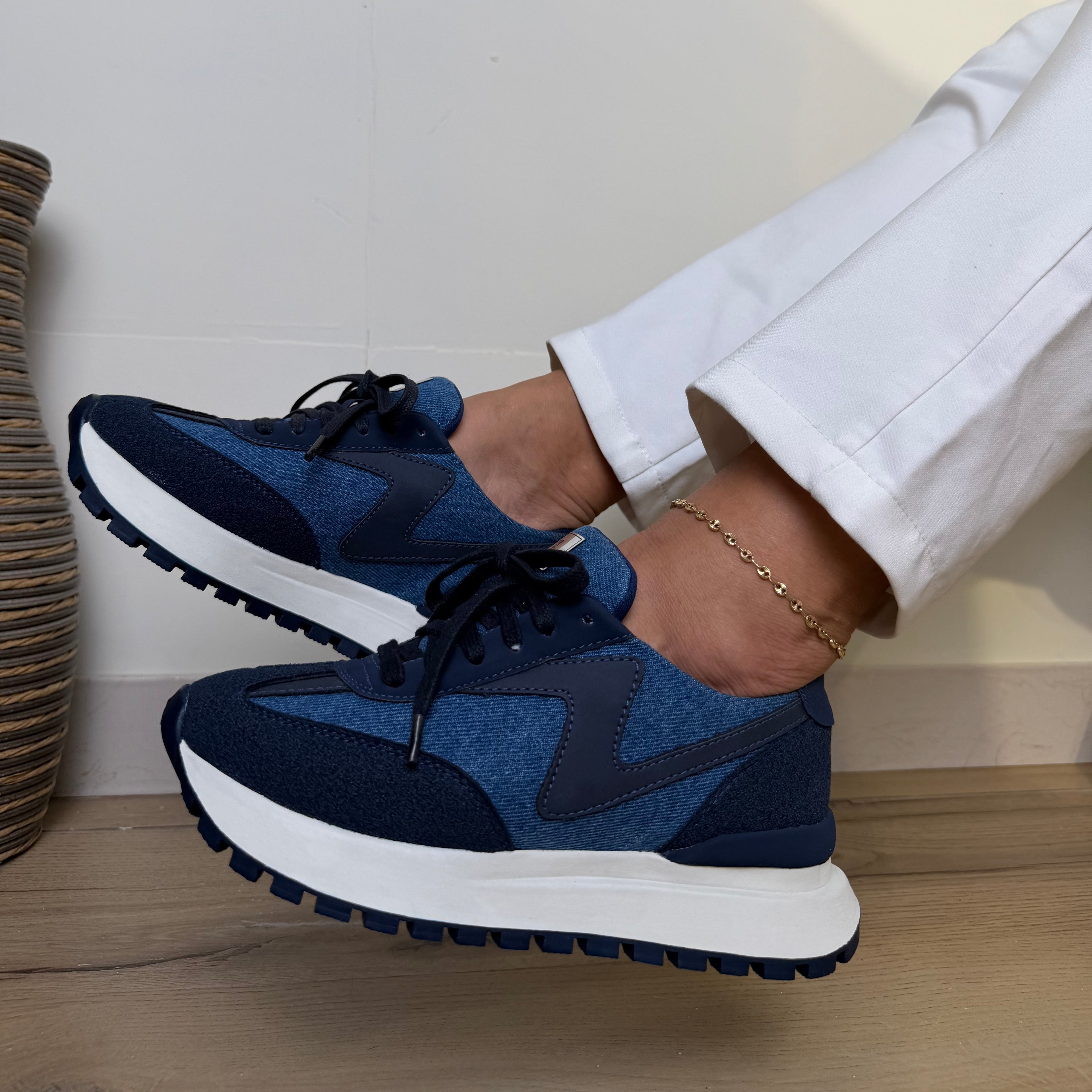 NITTE AZUL TENIS MUJER