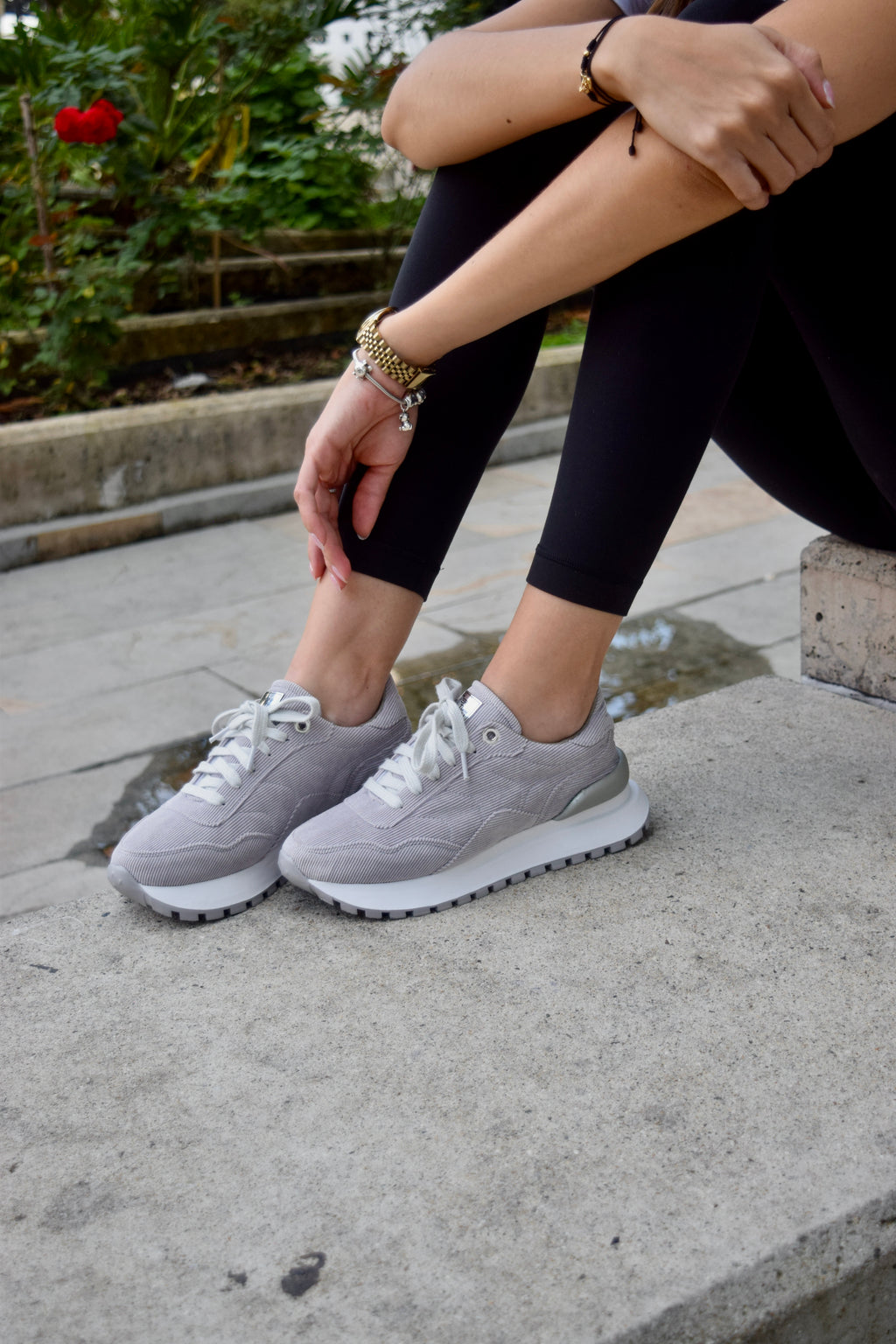 BOOM CORDUROY GRIS RATÓN TENIS MUJER