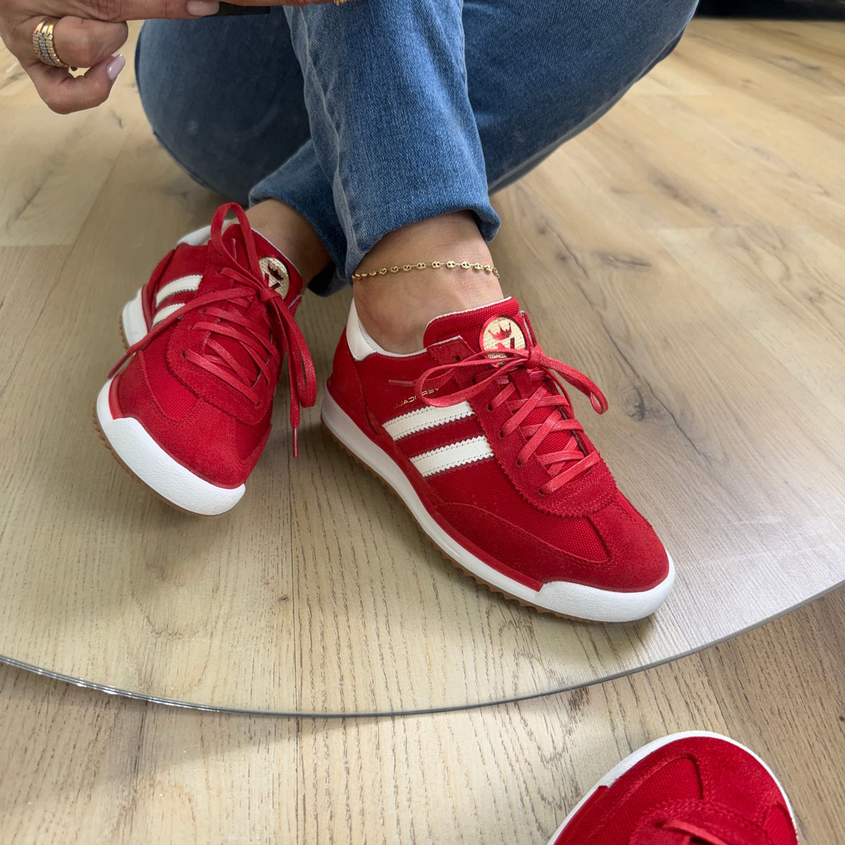FERGIE ROJO