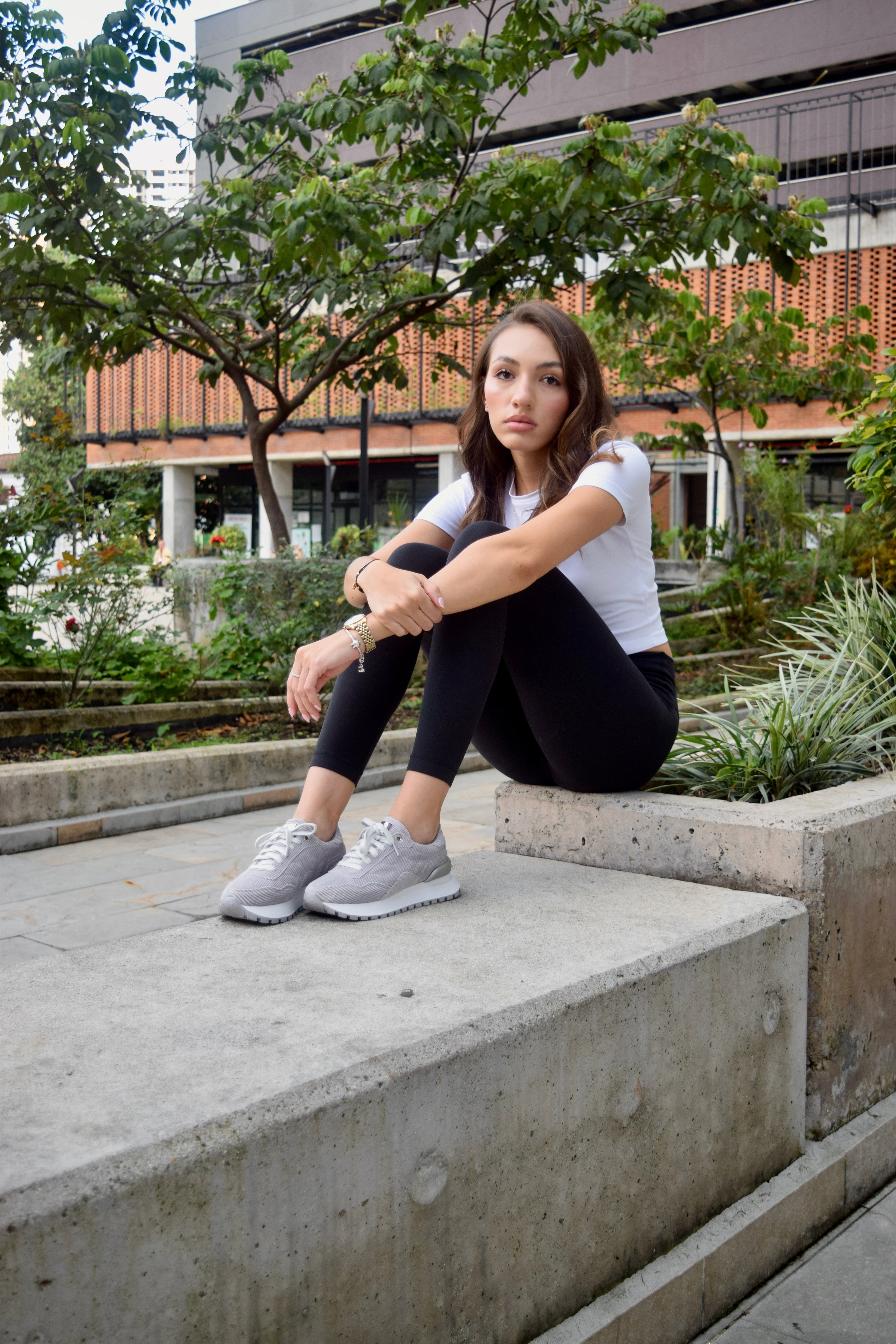 BOOM CORDUROY GRIS RATÓN TENIS MUJER