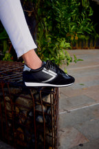 JAPAN NEGRO TENIS MUJER