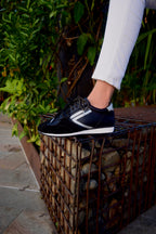 JAPAN NEGRO TENIS MUJER