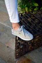 FOREST GRIS TEXTURA FELPA TENIS MUJER