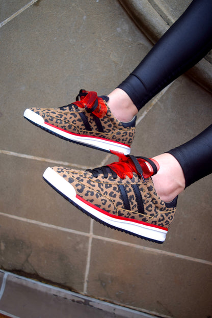 FERGIE ANIMAL PRINT TENIS MUJER