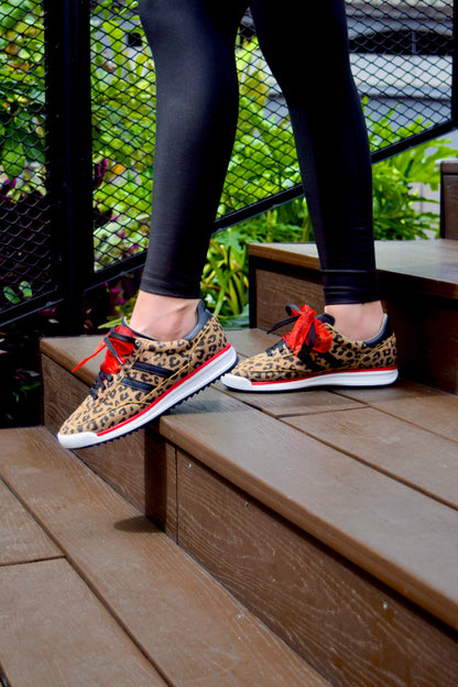 FERGIE ANIMAL PRINT TENIS MUJER