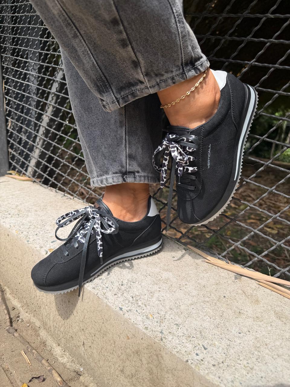 PLUS TENIS MUJER NEGRO